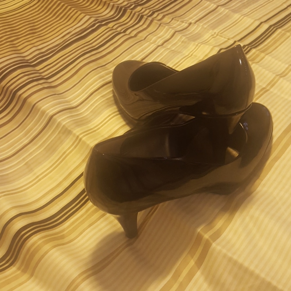 Shoes 4" heels